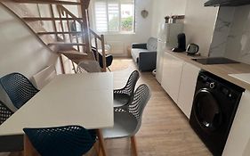 Appartement 2 Chambres Proche Plage , Centre Ville , Phare